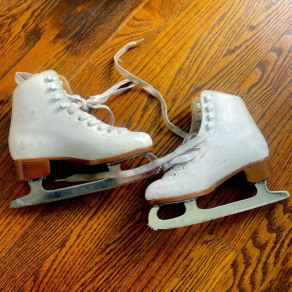 Girls Ice Skates Size 1